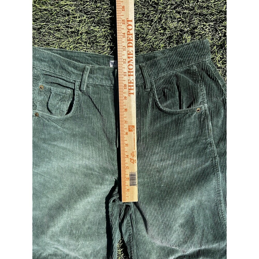 Free People We The Free Good Luck Mid Rise Corduroy Barrel Jeans Green 27 Boho - Picture 7 of 13